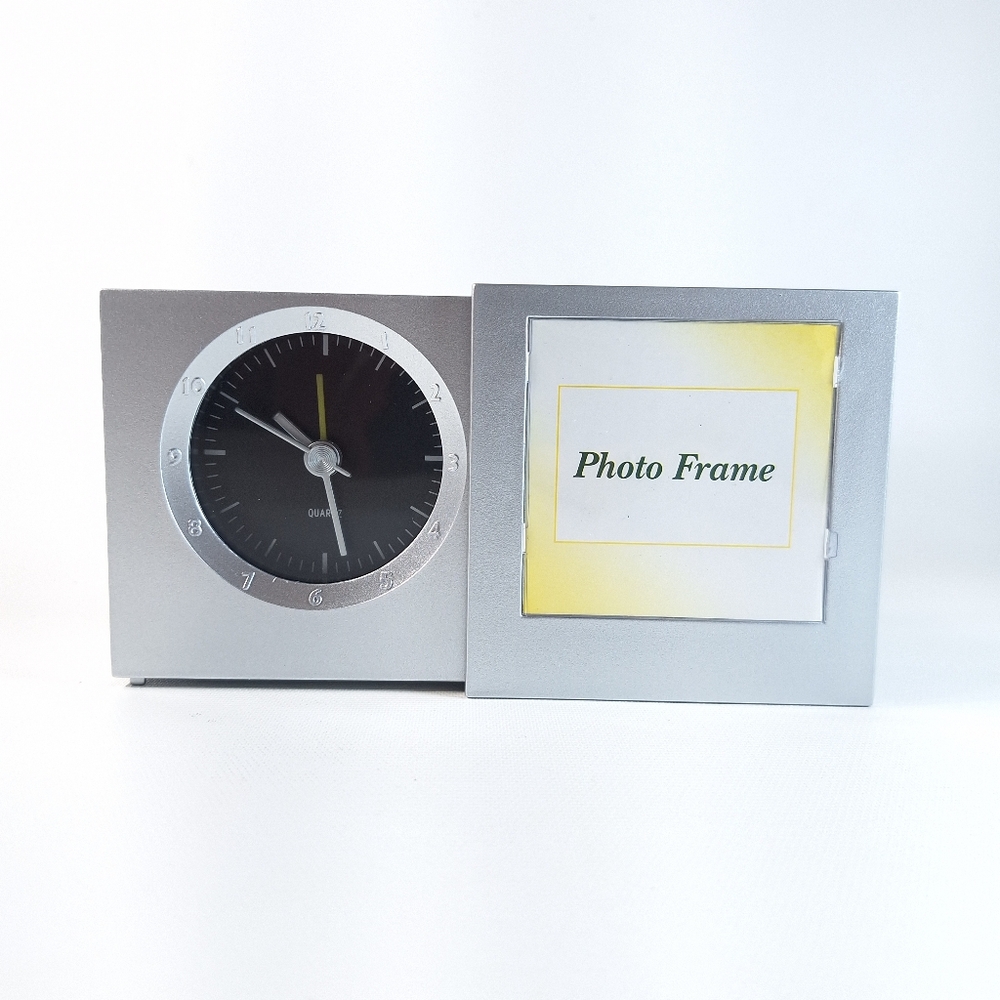 Portable Alarm Clock Silver Tone Photo Frame New
